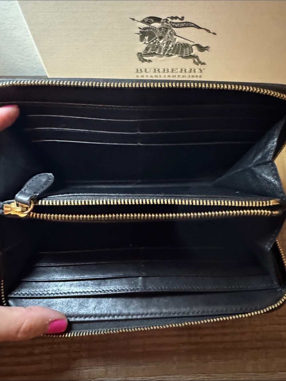 Burberry Black House Check Derby Leather Wallet Authentic - Picture 11 of 15